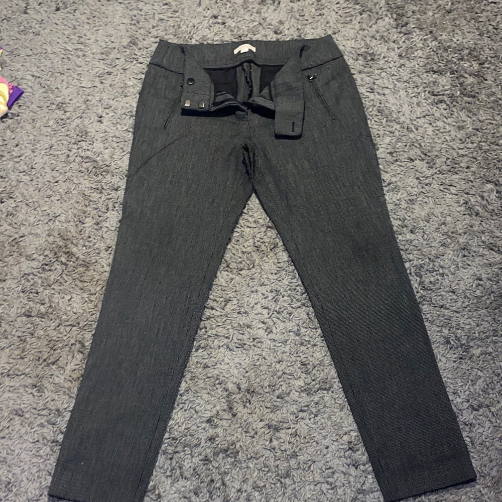 LOFT Black Capris Pants